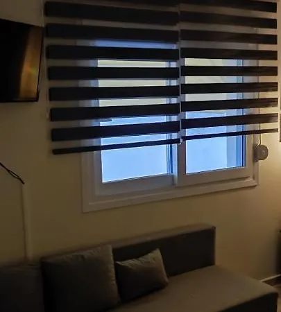 شقة Adam House *